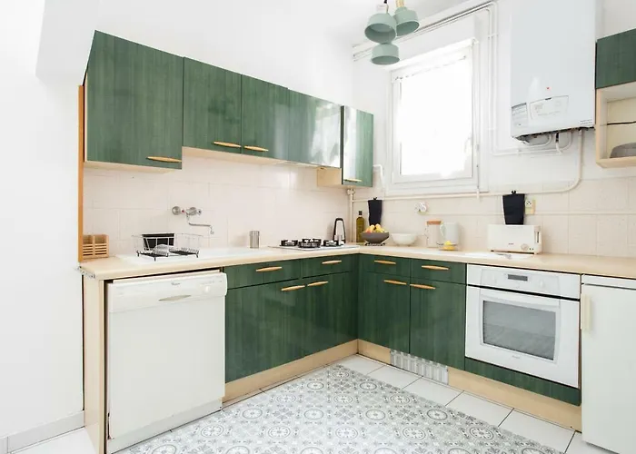 Coachella Vintage Chic In The Heart Of St Charles *